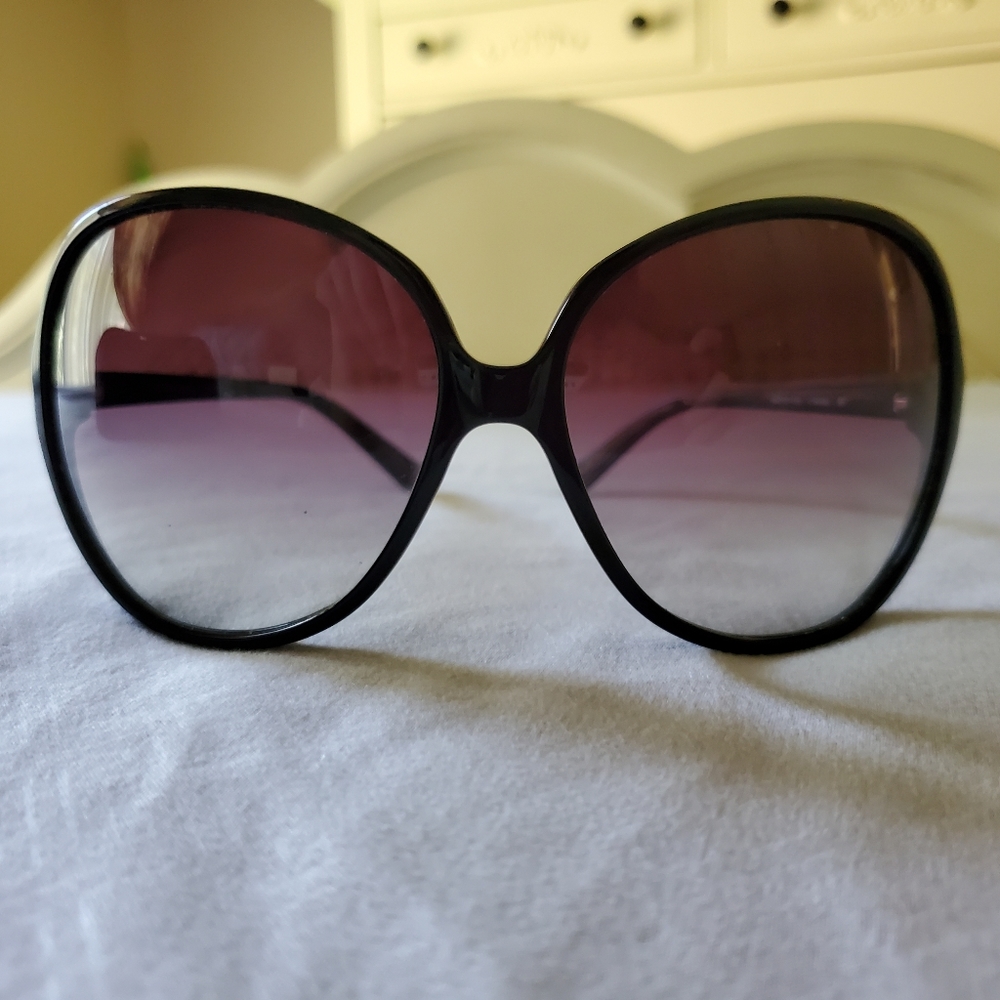 Oliver Peoples Chelsea Oversized Sunglasses Black